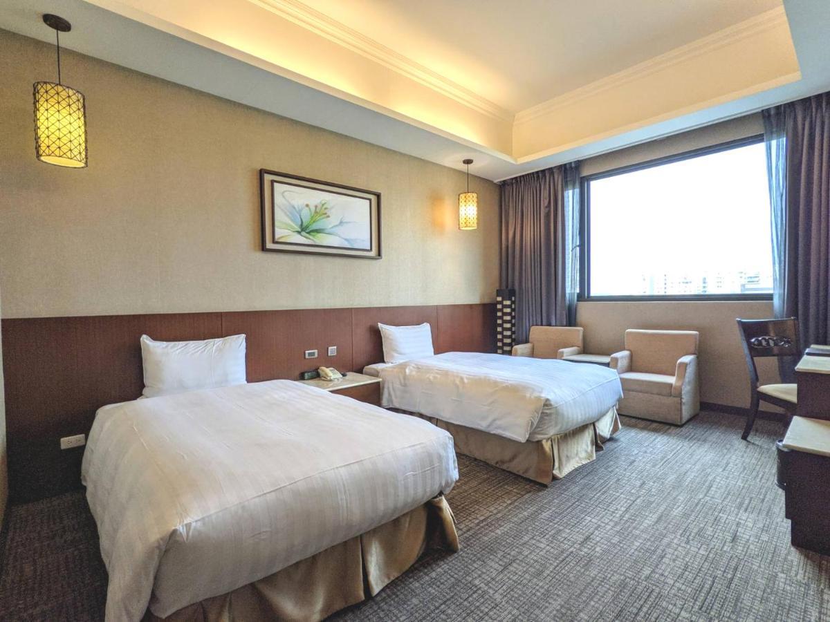 Guanko Hotel Чиай Сити Екстериор снимка