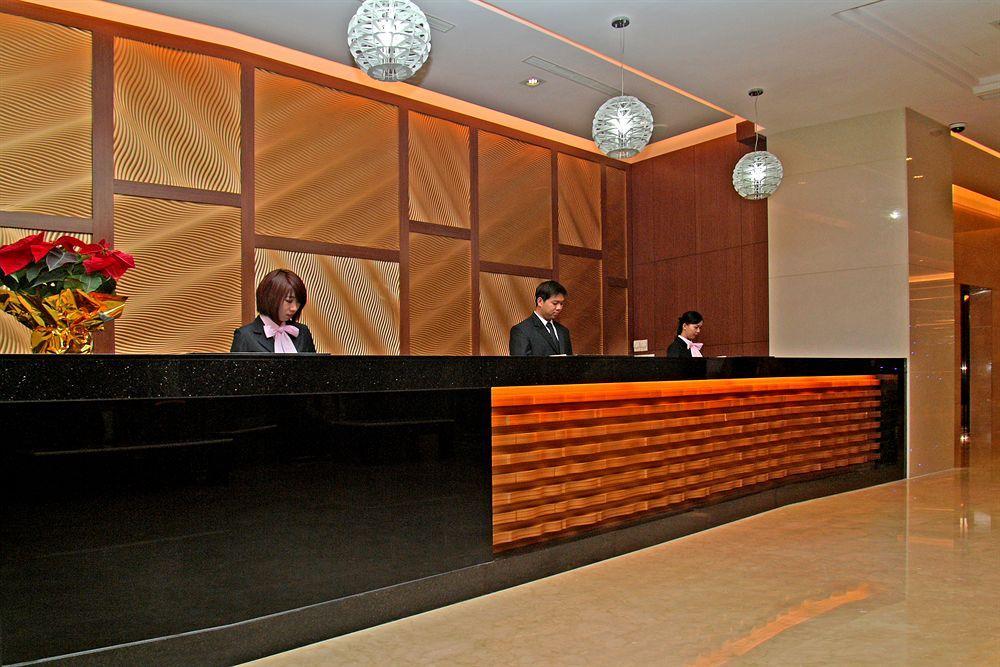Guanko Hotel Чиай Сити Екстериор снимка