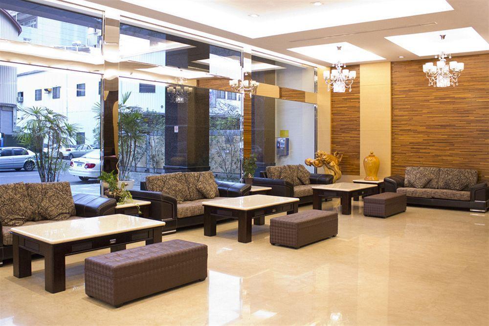 Guanko Hotel Чиай Сити Екстериор снимка