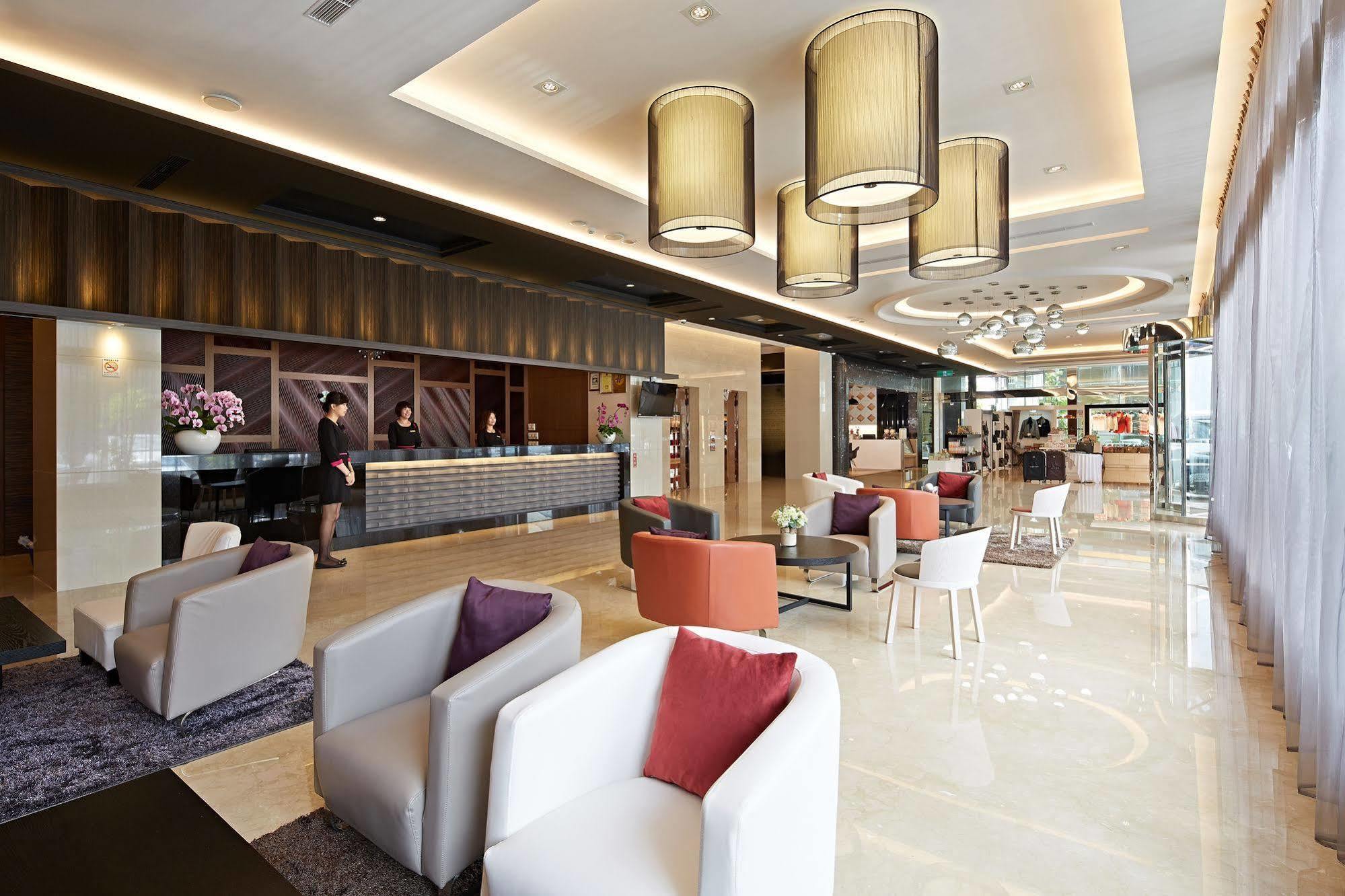 Guanko Hotel Чиай Сити Екстериор снимка